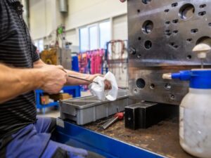 INSTALACION DE MOLDAJES INDUSTRIALIZADOS